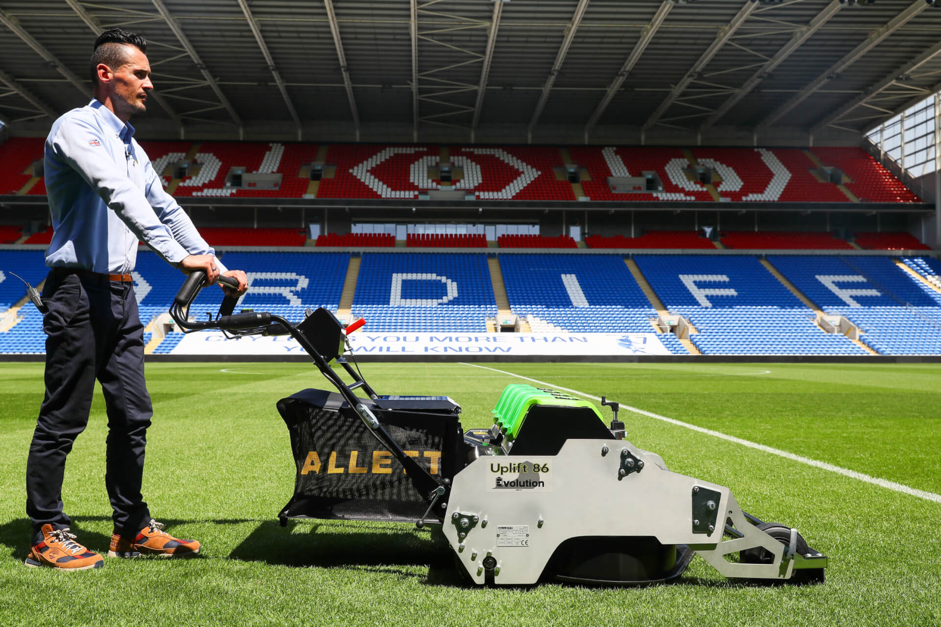 Uplift 86e Battery Powered Rotary For Public Sale