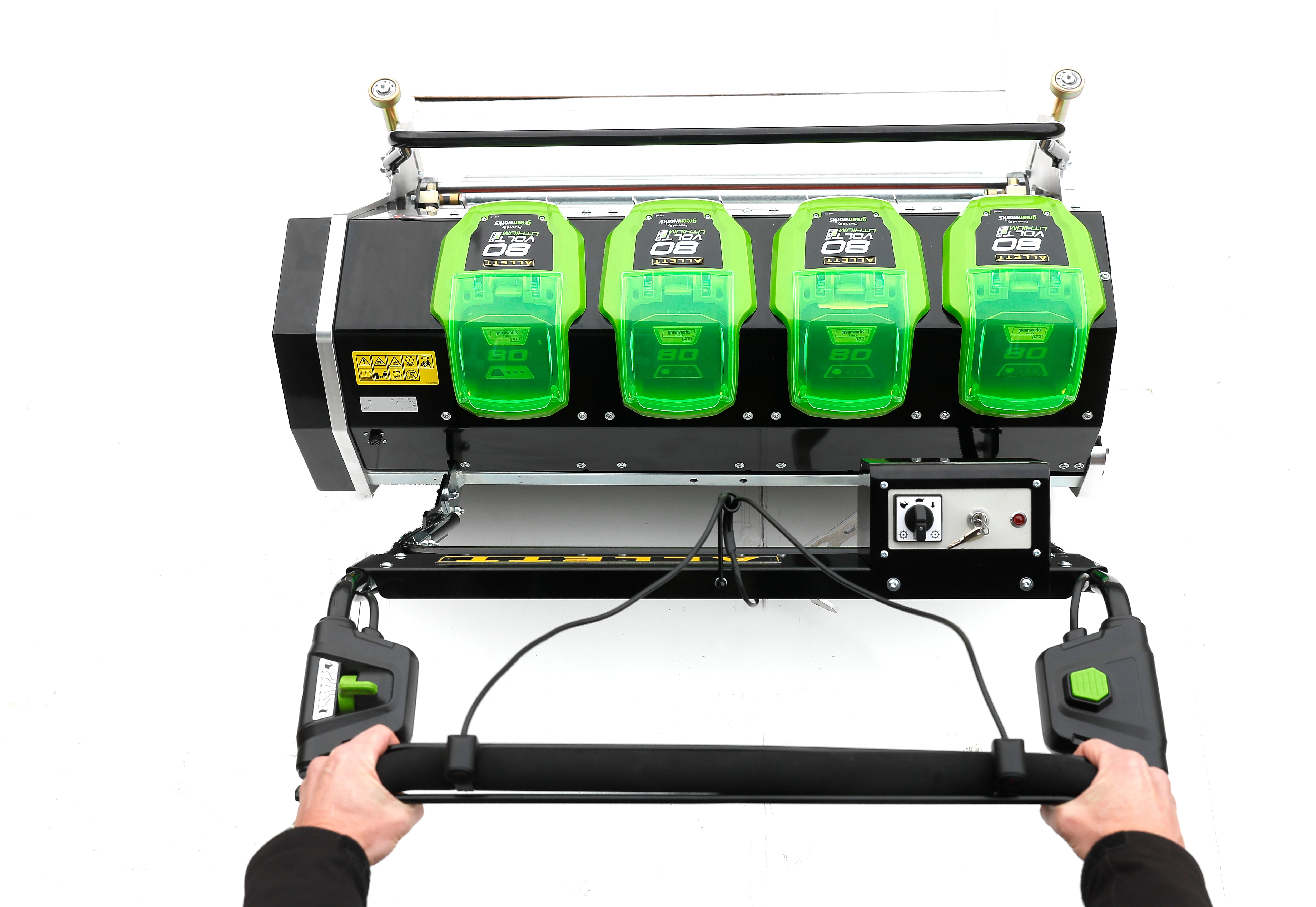 C34 Evolution Mk2 – Battery-Powered Professional Cylinder Mower with Interchangeable Turf Maintenance System