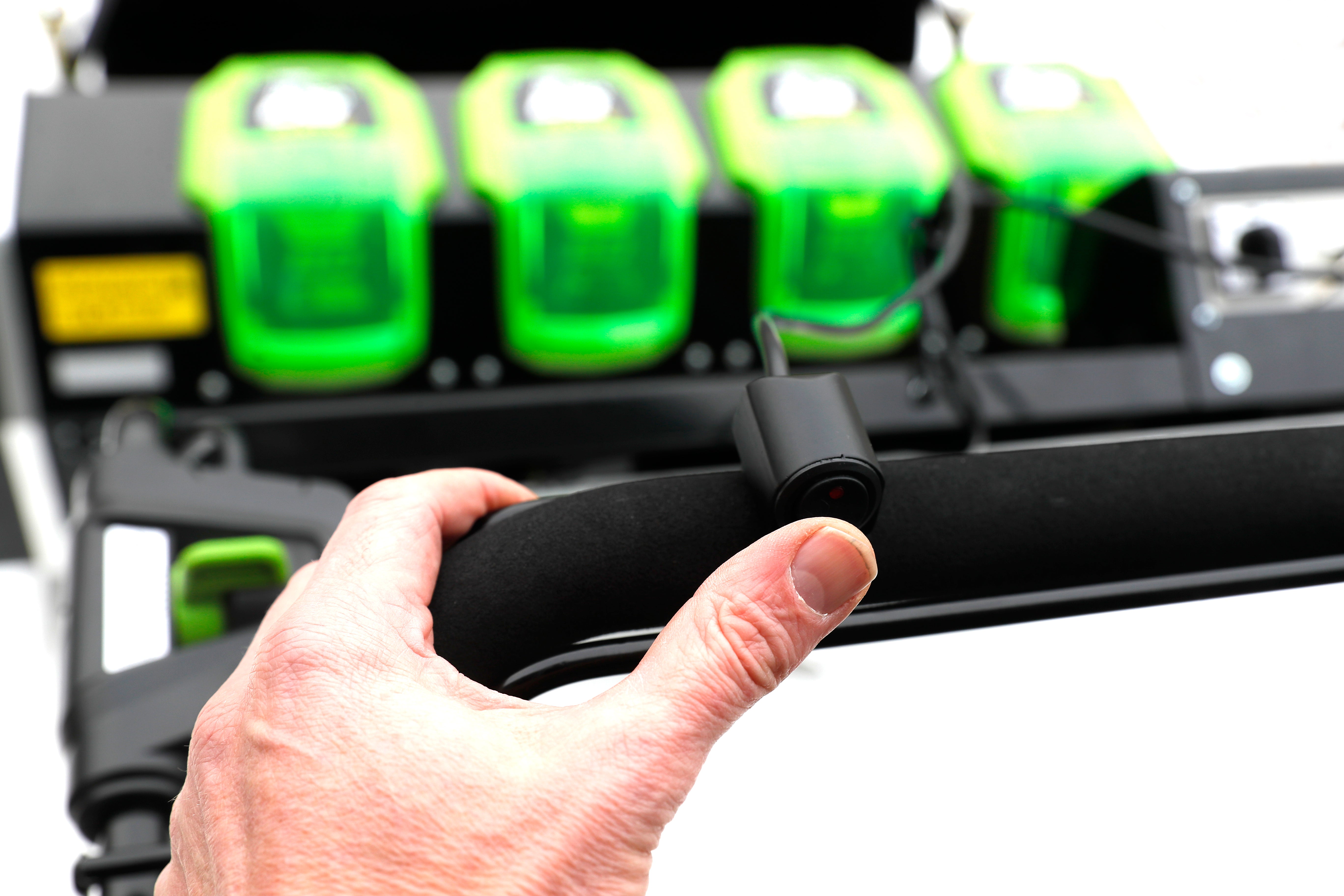 C34 Evolution Mk2 – Battery-Powered Professional Cylinder Mower with Interchangeable Turf Maintenance System