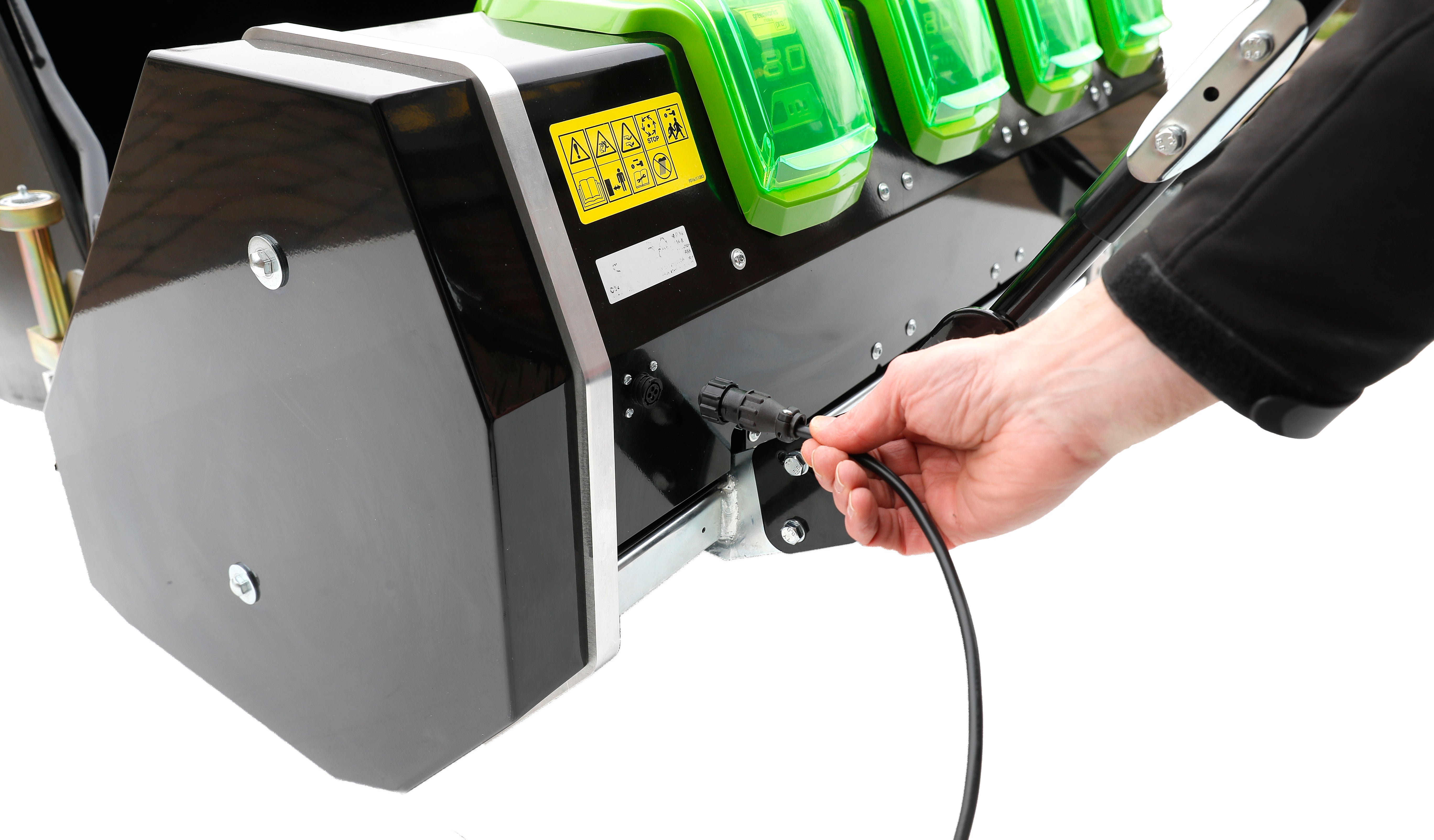 C34 Evolution Mk2 – Battery-Powered Professional Cylinder Mower with Interchangeable Turf Maintenance System