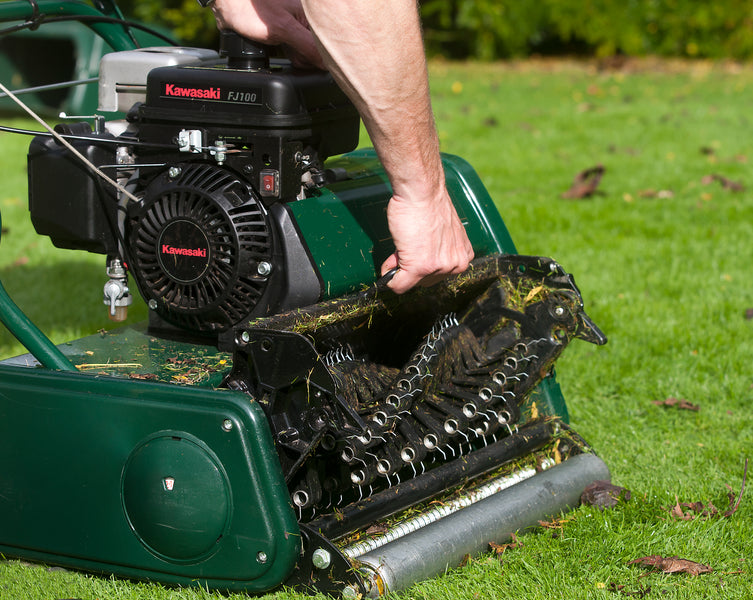 Aeration and Scarification: Why September is the Perfect Time