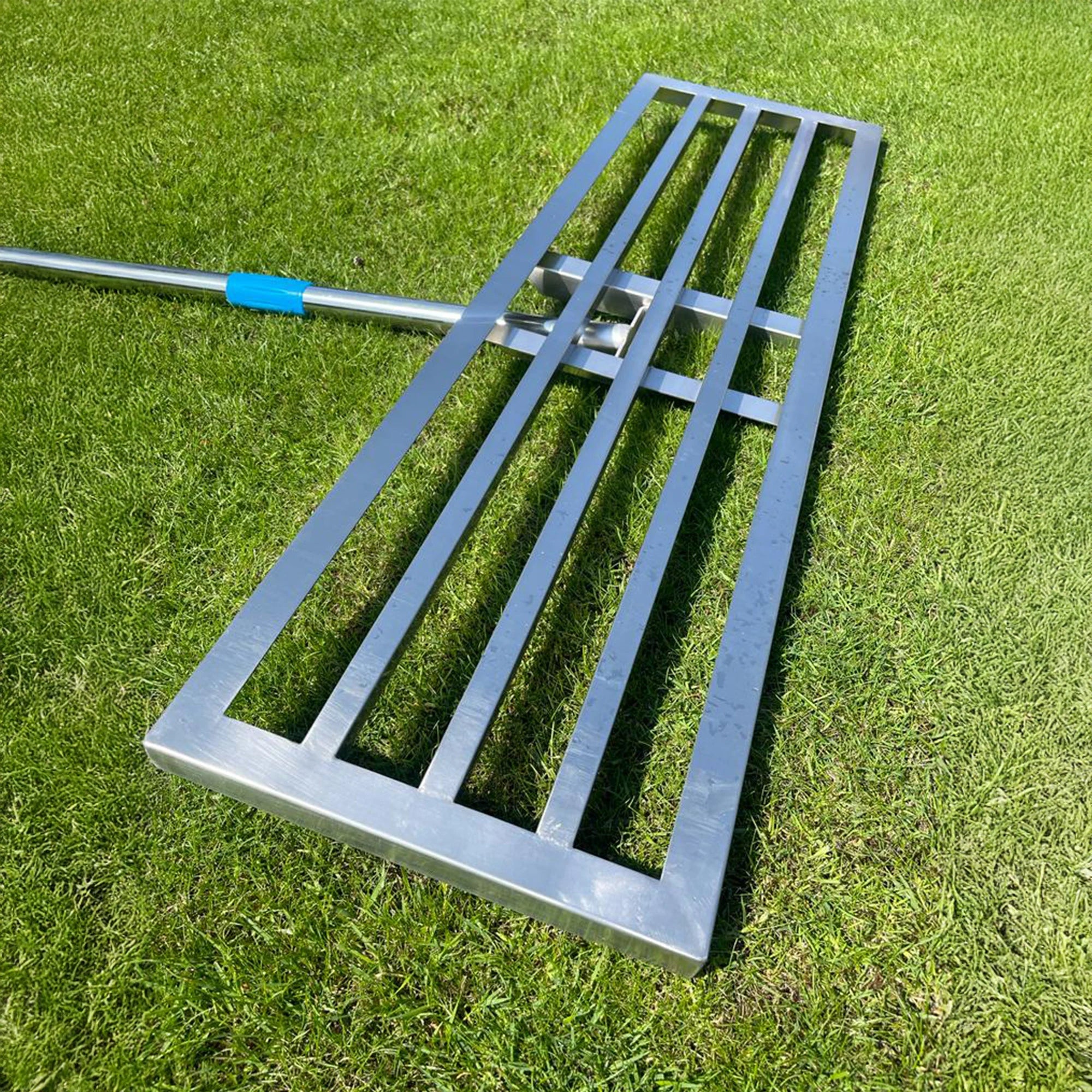 Allett Lawn Levelling Lute
