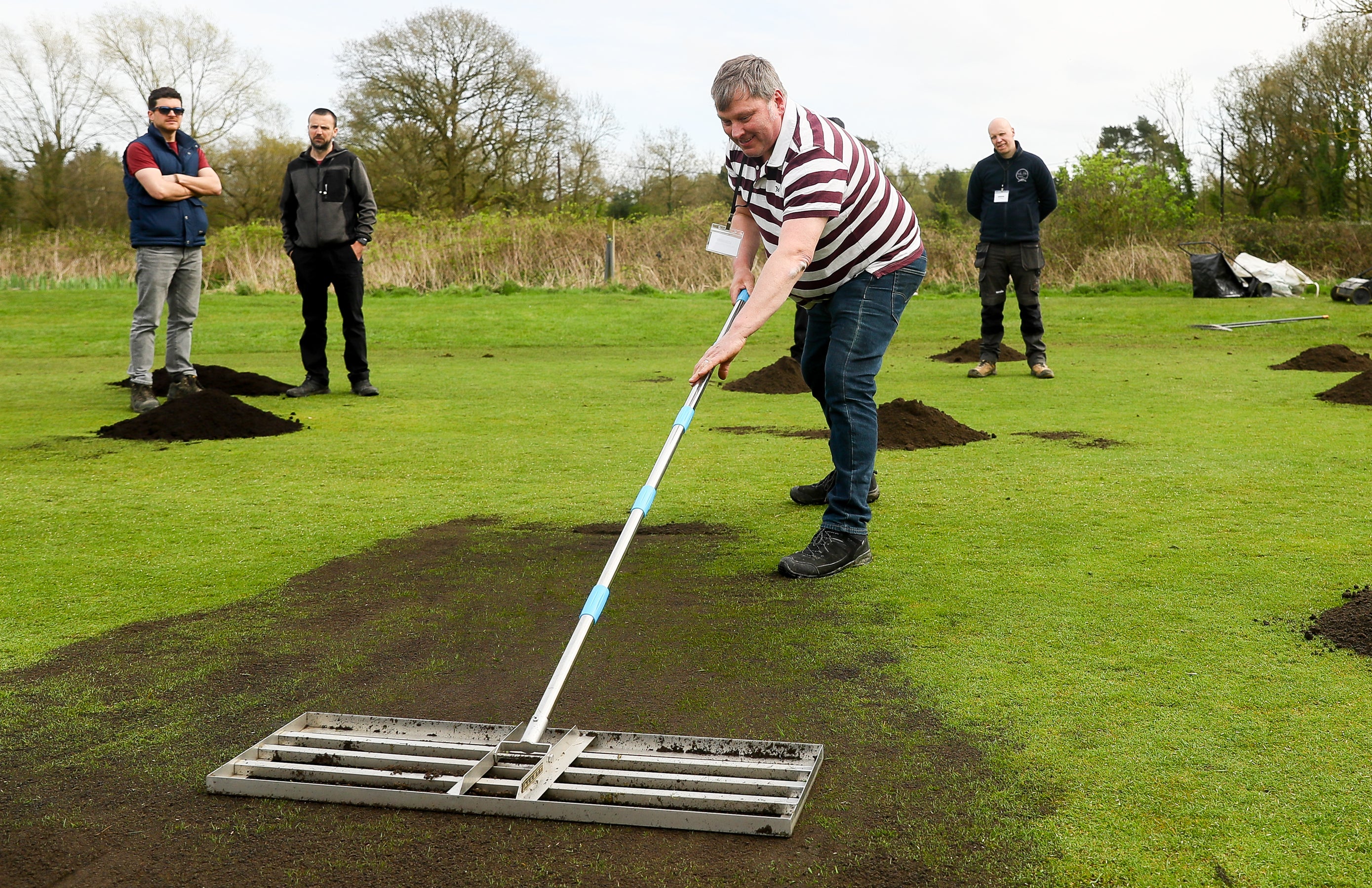Allett Lawn Levelling Lute