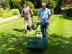 Allett Kensington 17 Petrol Cylinder Mower (Honda or Briggs Engine)