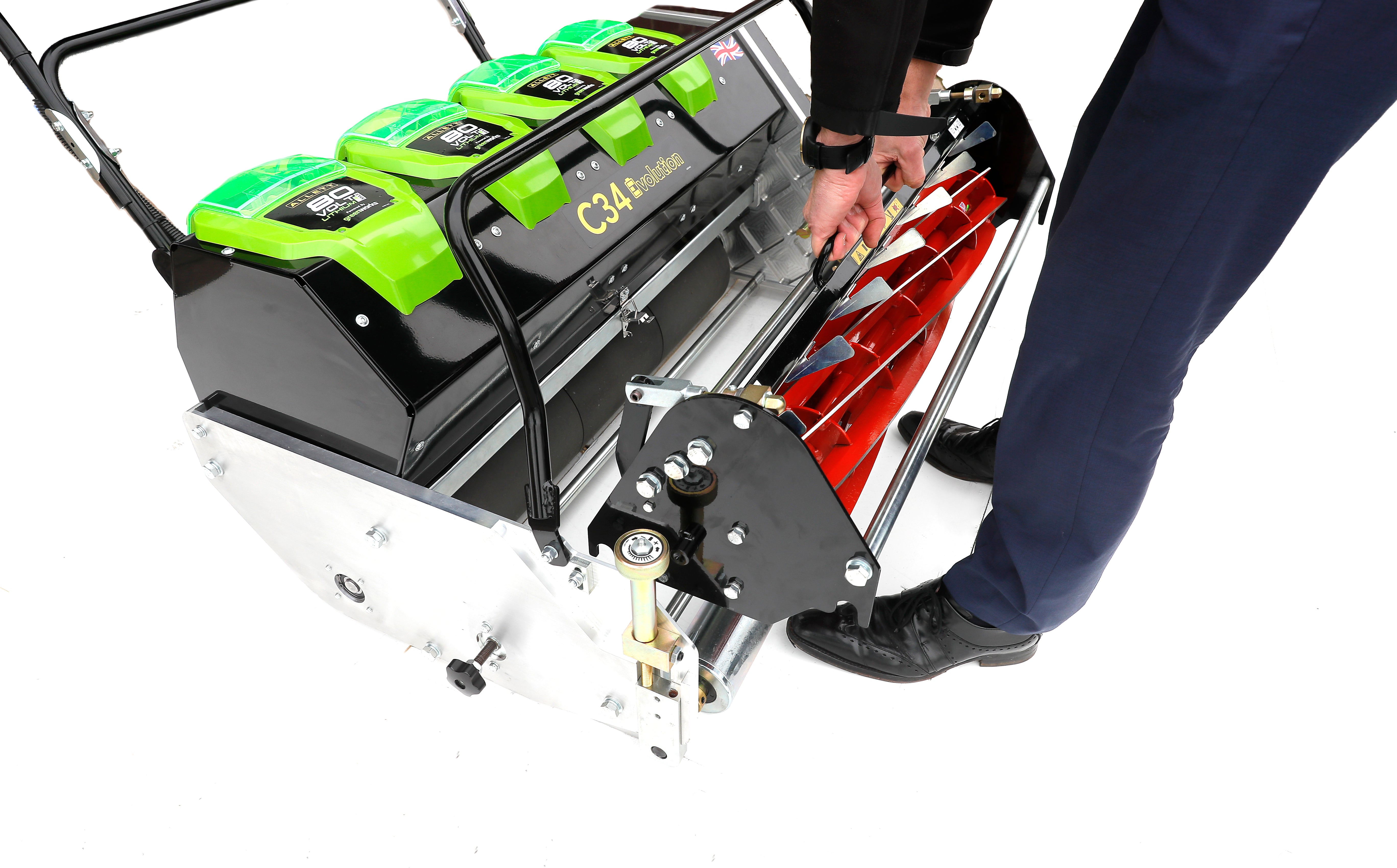 C34 Evolution Mk2 – Battery-Powered Professional Cylinder Mower with Interchangeable Turf Maintenance System